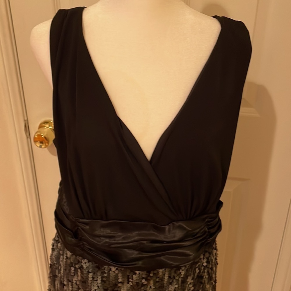 Plus size womens dress size 16 black with sequins​​​​​​​​​ - Picture 5 of 7